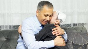 bakan-yerlikayadan-kopeklerin-saldirinatan-imrayan-kucut-tunahana-ziyaret-upP7Iv9p.jpg