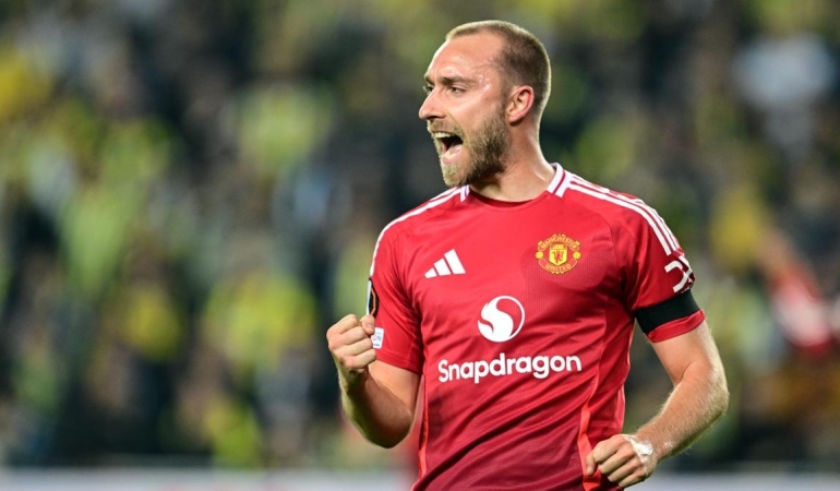 Manchester United duyurdu! Tam 10 futbolcu birden ayrıldı