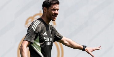 Xabi Alonso, Real Madrid'de siftah yaptı