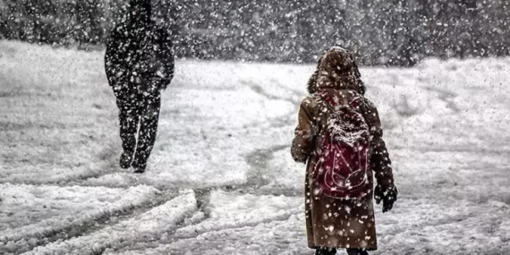 istanbul-da-egitime-kar-arasi-19451001_9948_amp